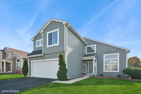 661 Kingsbrooke Xing, Bolingbrook, IL 60440