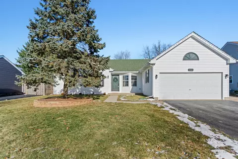 1640 Cumberland Pkwy, Algonquin, IL 60102