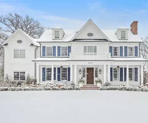 4609 Downers Dr, Downers Grove, IL 60515