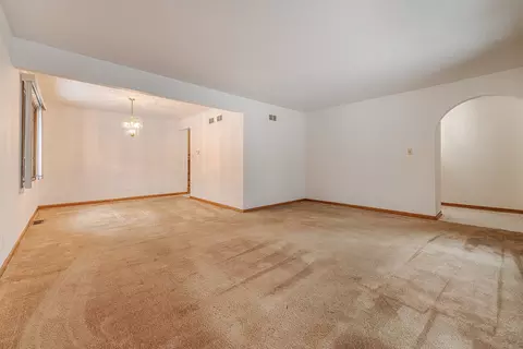 8523 Long Ave, Burbank, IL 60459 photo 7