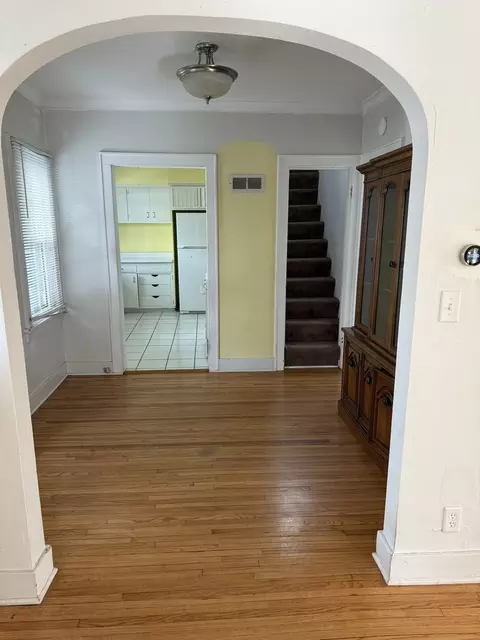 925 Prospect St, Elgin, IL 60120 photo 6