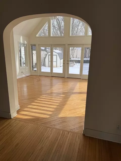 925 Prospect St, Elgin, IL 60120 photo 7