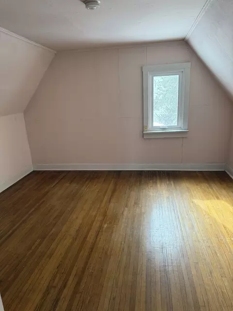 925 Prospect St, Elgin, IL 60120 photo 16