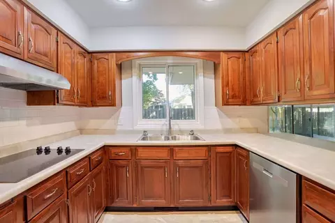 1716 Georgetown Dr, Champaign, IL 61821 photo 13