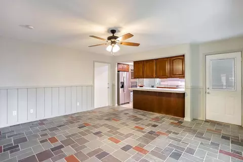 1716 Georgetown Dr, Champaign, IL 61821 photo 18