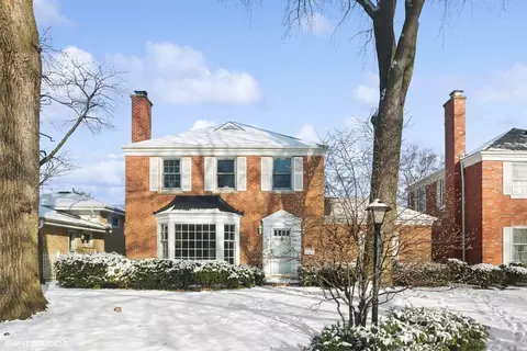 4426 Concord Ln, Skokie, IL 60076