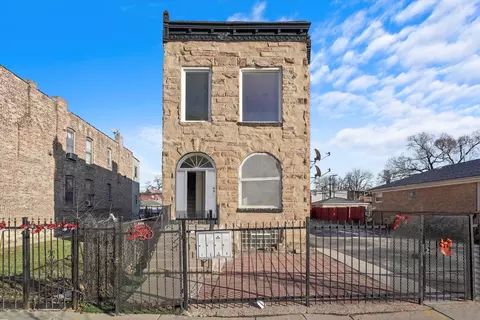 627 N Lawndale Ave, Chicago, IL 60624