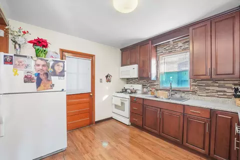 3908 W 70th St, Chicago, IL 60629 photo 9