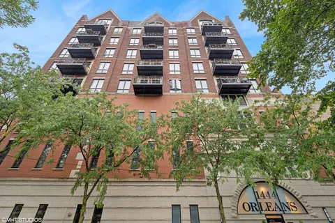 1444 N Orleans St #5D, Chicago, IL 60610