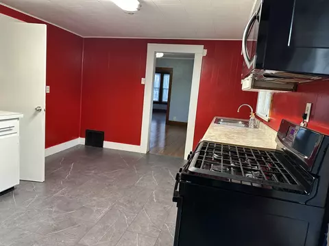305 W Wall St, Morrison, IL 61270 photo 4