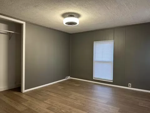 305 W Wall St, Morrison, IL 61270 photo 13