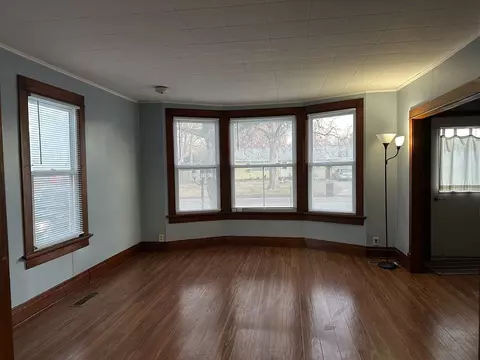 305 W Wall St, Morrison, IL 61270 photo 6