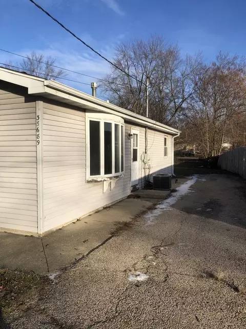 Other - 35689 N Hunt Ave, Ingleside, IL 60041 photo 2 of 7