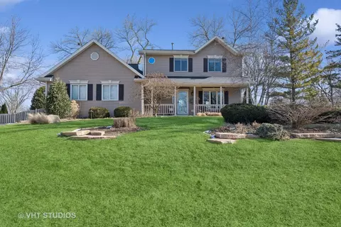 1211 S Cook St, Barrington, IL 60010