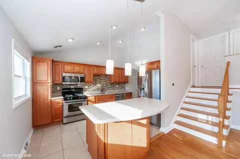 1023 Longaker Rd, Northbrook, IL 60062 photo 4