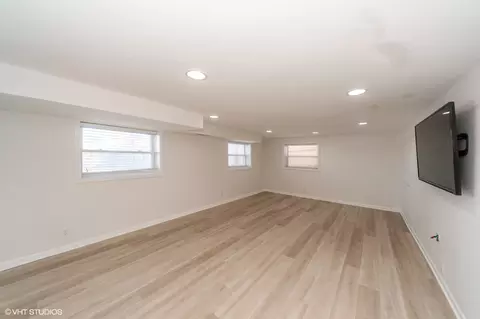 1023 Longaker Rd, Northbrook, IL 60062 photo 15