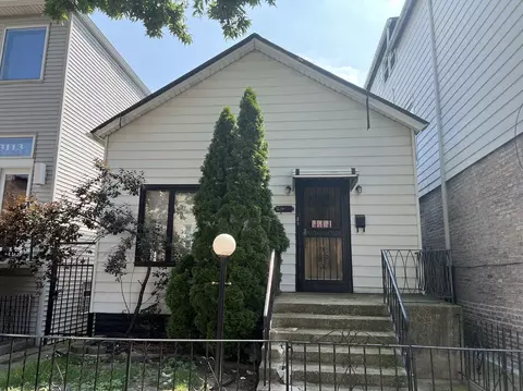 3117 S Wells St, Chicago, IL 60616