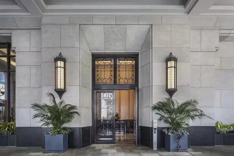 451 E Grand Ave #5205, Chicago, IL 60611