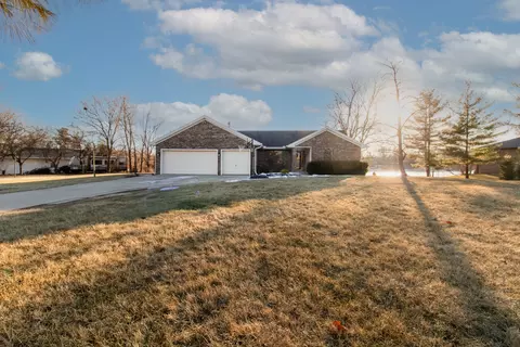 Exterior - 19897 Wesley St, Downs, IL 61736 photo 16 of 17
