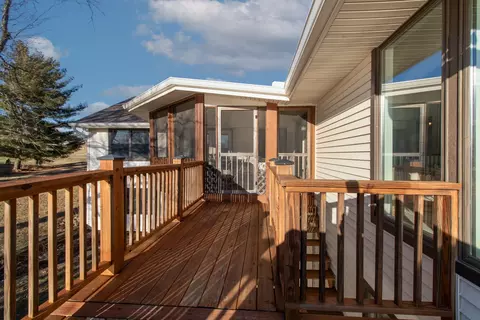 Exterior - 19897 Wesley St, Downs, IL 61736 photo 10 of 17