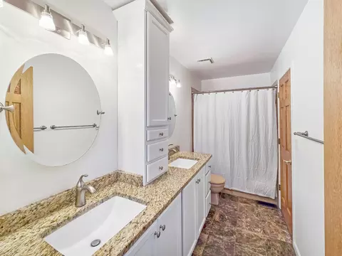 1028 Concord Dr, Bartlett, IL 60103 photo 5