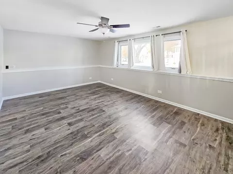 1028 Concord Dr, Bartlett, IL 60103 photo 10