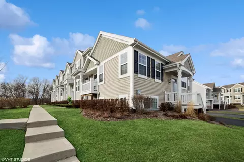 Exterior - 1801 Ruby Dr #1801, Pingree Grove, IL 60140 photo 2 of 2