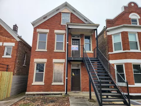 1625 W 37th Pl, Chicago, IL 60609