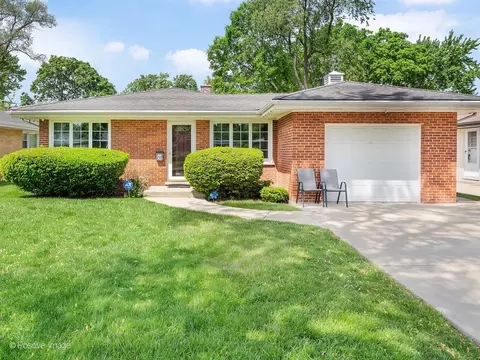 626 Forestview Ave, Park Ridge, IL 60068