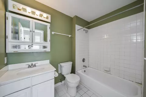 1663 Delaware Ct, Geneva, IL 60134 photo 9