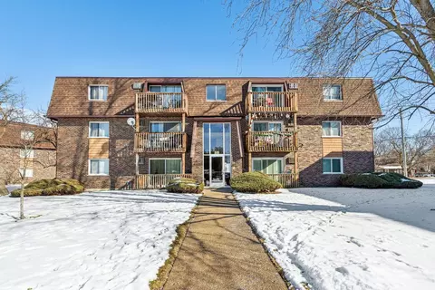 19380 Wolf Rd #4, Mokena, IL 60448