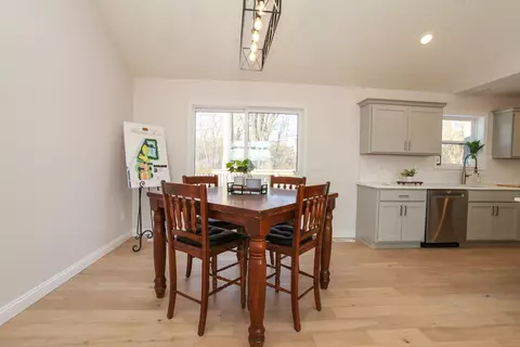 108 Dugan Trl, Downs, IL 61736 photo 7