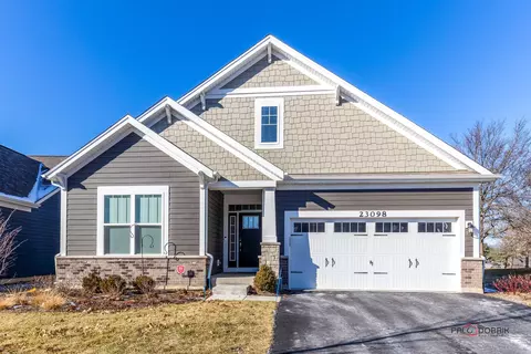 23098 N Pinehurst Dr, Kildeer, IL 60047