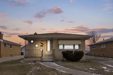 16005 Lowe Ave, Harvey, IL 60426