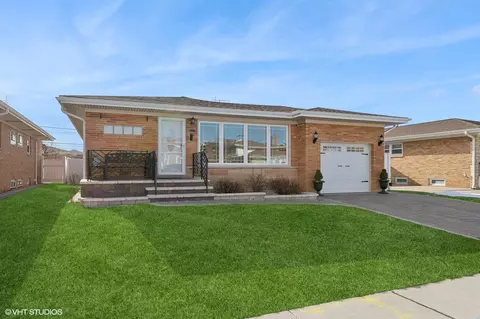 8527 W Winona St, Chicago, IL 60656