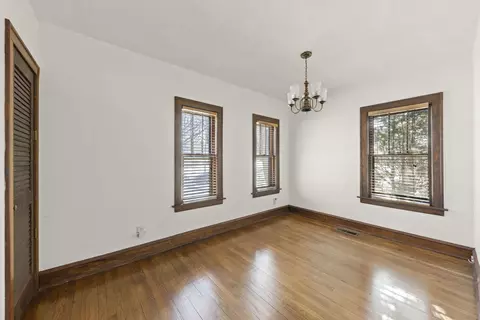 702 Howard St, Wheaton, IL 60187 photo 24