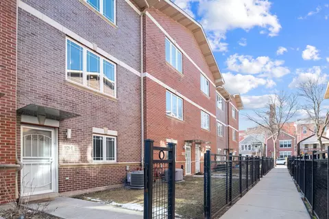 3521 S Parnell Ave #E, Chicago, IL 60609