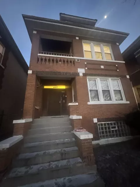 6929 S Artesian Ave, Chicago, IL 60629