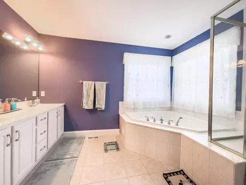 3602 Matthew Dr, Bloomington, IL 61704 photo 20
