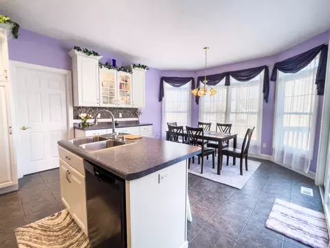 3602 Matthew Dr, Bloomington, IL 61704 photo 7