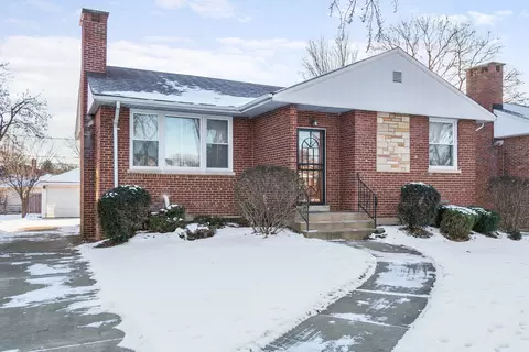 2307 Stratford Ave, Westchester, IL 60154