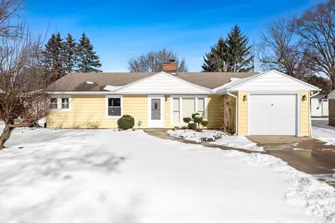 134 Marquette St, Park Forest, IL 60466