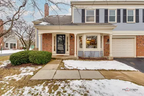 2034 N Charter Point Dr #2034, Arlington Heights, IL 60004