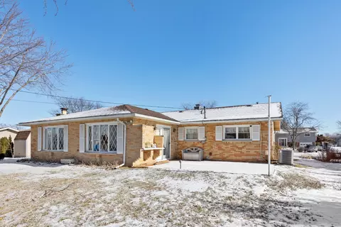 1770 Kent Rd, Hoffman Estates, IL 60169 photo 22