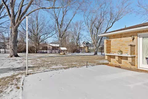 1770 Kent Rd, Hoffman Estates, IL 60169 photo 23