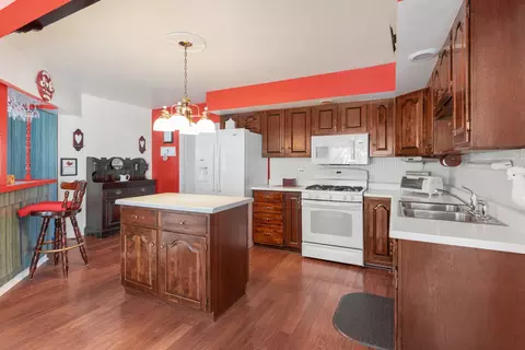 1770 Kent Rd, Hoffman Estates, IL 60169 photo 6