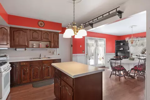 1770 Kent Rd, Hoffman Estates, IL 60169 photo 7