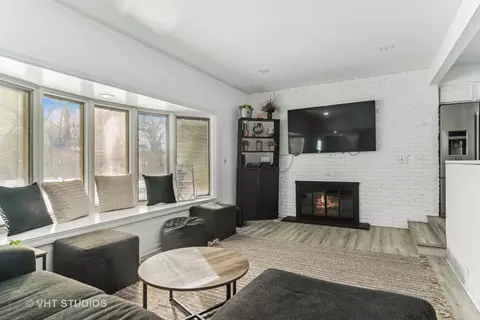 2114 Vermont St, Rolling Meadows, IL 60008 photo 14