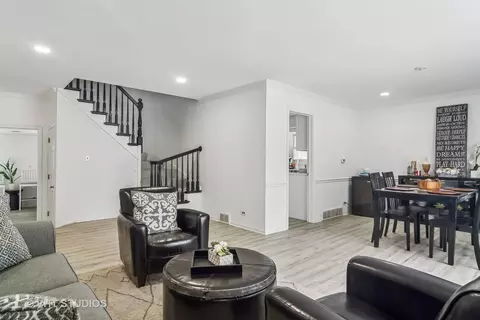 2114 Vermont St, Rolling Meadows, IL 60008 photo 7