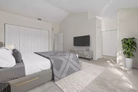 Bedroom - 7234 Dada Dr, Gurnee, IL 60031 photo 2 of 7